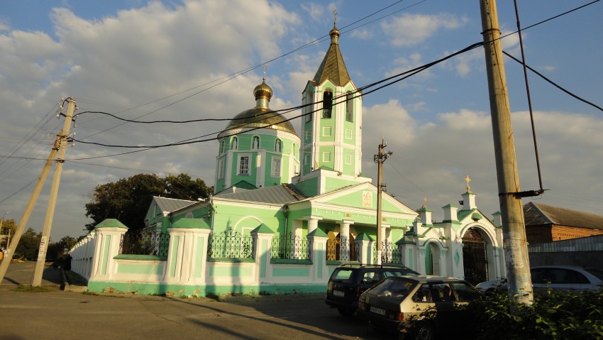 Церковь Троицы Живоначальной, Старый Оскол (Старый Оскол, город, Белгородская область). общий вид в ландшафте, Общий вид с северо-запада