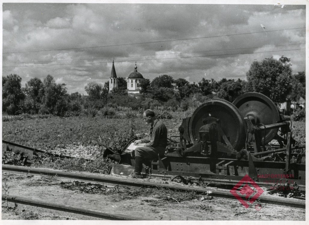 Церковь Троицы Живоначальной, Старый Оскол (Старый Оскол, город, Белгородская область). архивная фотография, Фото около 1942 г. Из немецкого архива 