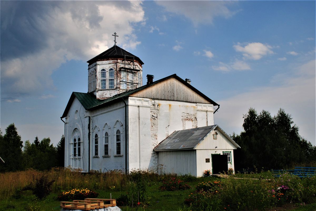 фасады. Церковь Успения Пресвятой Богородицы, Успенка (Чусовой, город, Пермский край)