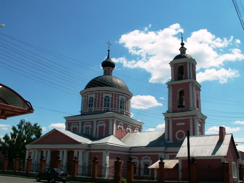 Старый Оскол. Церковь Воздвижения Креста Господня. фасады