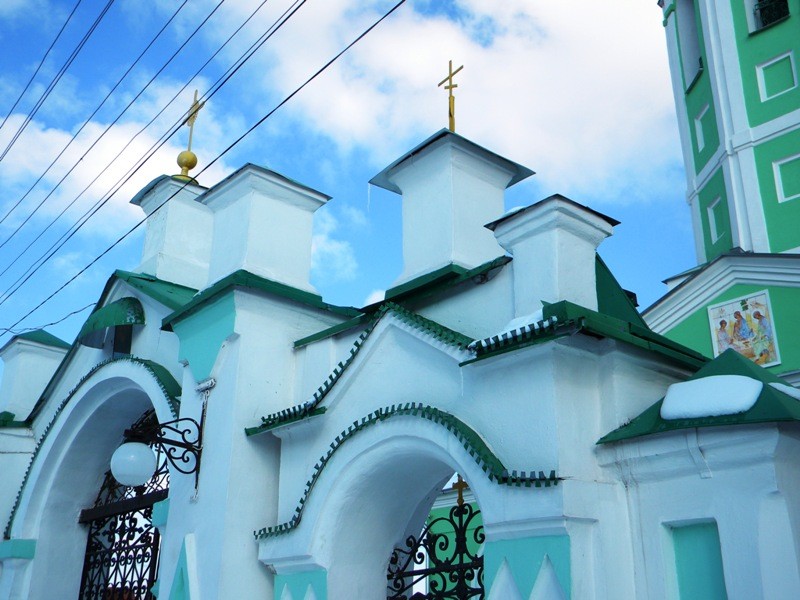 Церковь Троицы Живоначальной, Старый Оскол (Старый Оскол, город, Белгородская область). дополнительная информация, ворота
