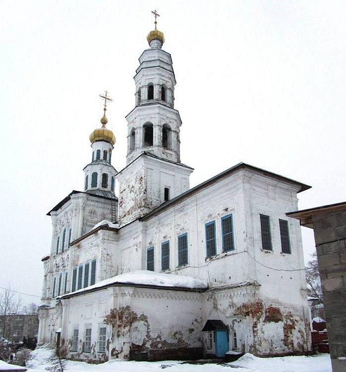 Соликамск. Соликамский Иоанно-Предтеченский Красносельский женский монастырь. фасады, на территории монастыря