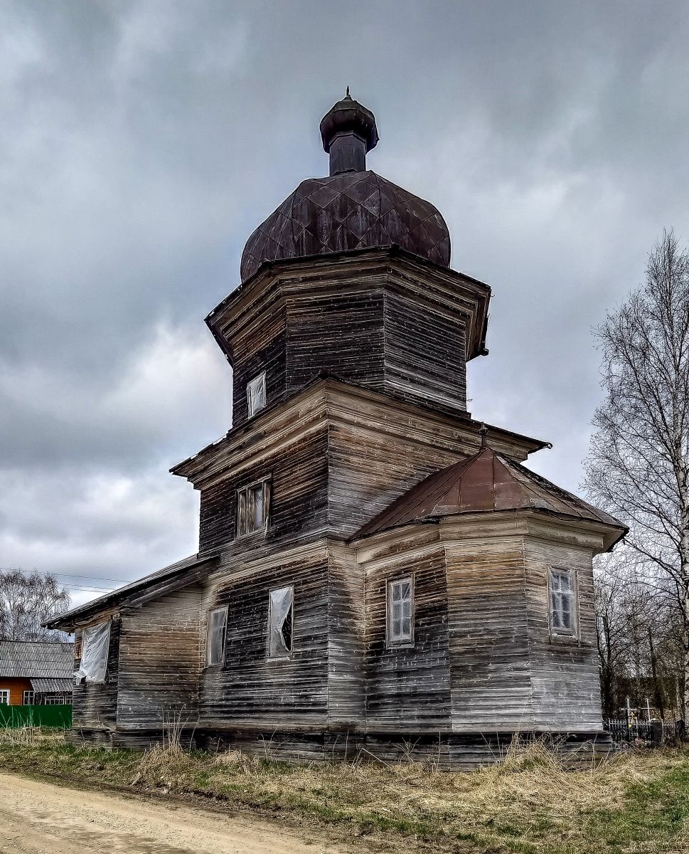 Церковь Илии Пророка, Возгрецовская (Ростовское) (Вельский район, Архангельская область). фасады