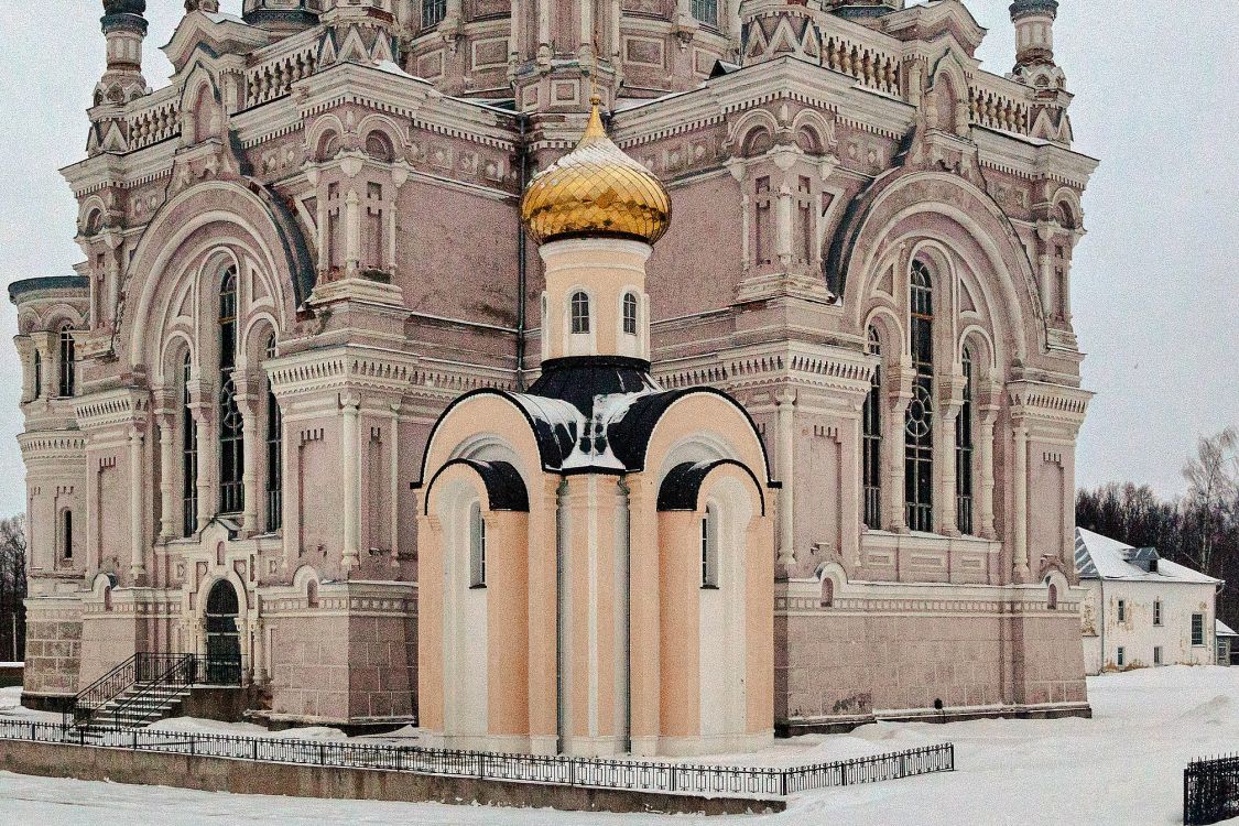 Казанский монастырь. Часовня Веры, Надежды, Любови и матери их Софии, Вышний Волочёк (Вышневолоцкий район и г. Вышний Волочёк, Тверская область). фасады