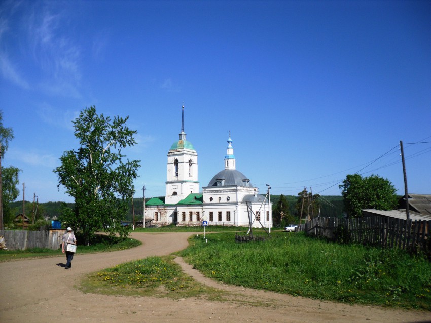 Церковь Петра и Павла, Кинделино (Кунгурский район и г. Кунгур, Пермский край). общий вид в ландшафте