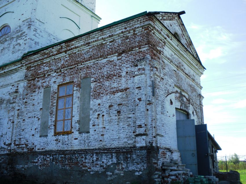 Церковь Петра и Павла, Кинделино (Кунгурский район и г. Кунгур, Пермский край). фасады, Вход в храм, вид с северной стороны