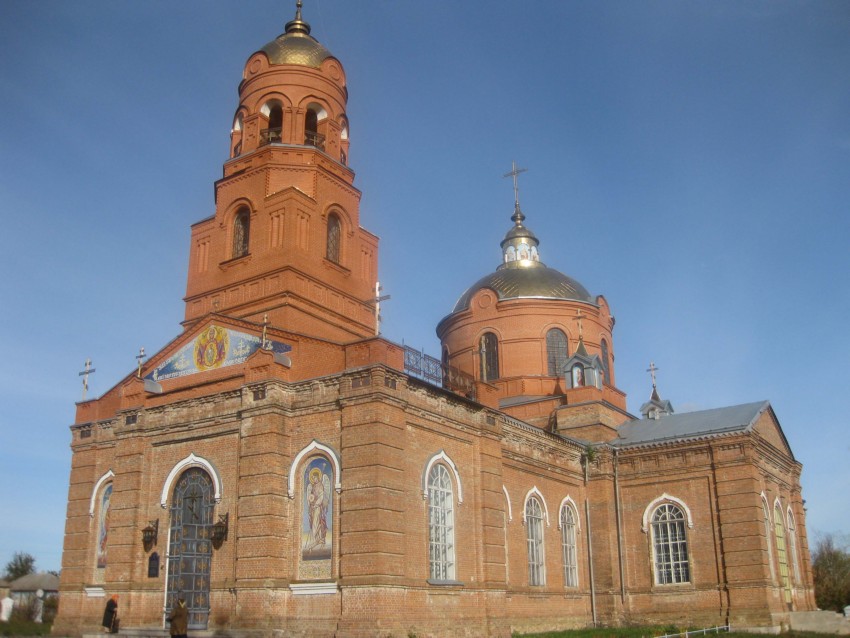 Церковь Рождества Пресвятой Богородицы, Новая Слобода (Конотопский район, Украина, Сумская область). фасады, Вид храма с юго-запада