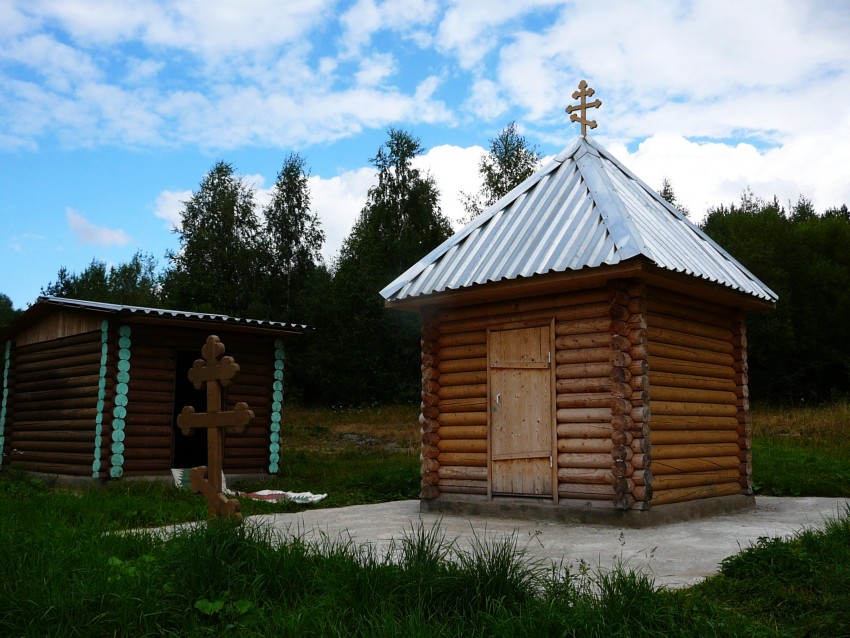 Часовня Тихвинской иконы Божией Матери на источнике, Березники (Березники, город, Пермский край). общий вид в ландшафте