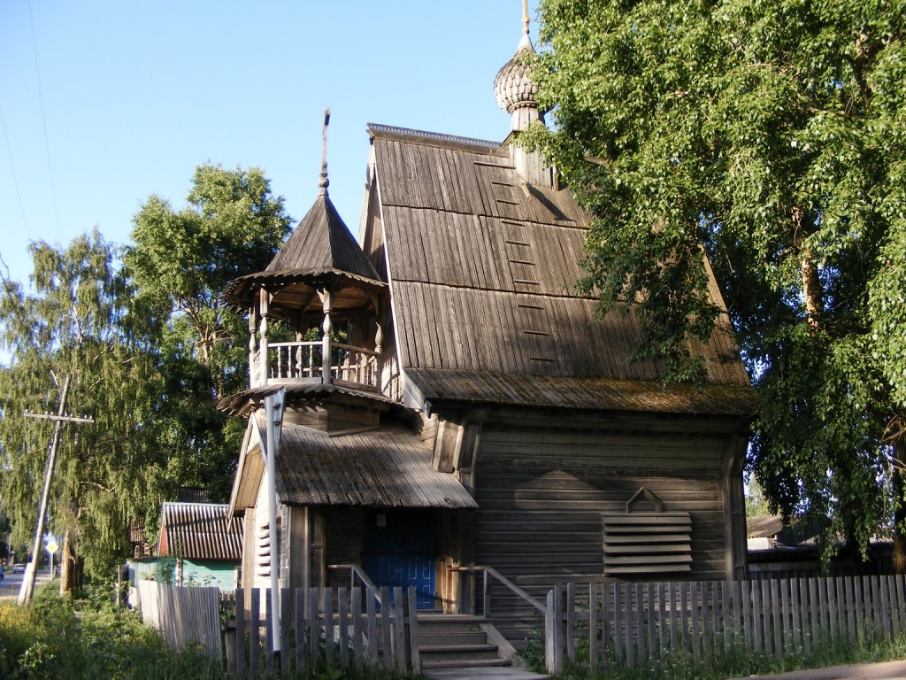 Часовня Покрова Пресвятой Богородицы и Александра Невского, Конёво (Плесецкий район, Архангельская область). фасады