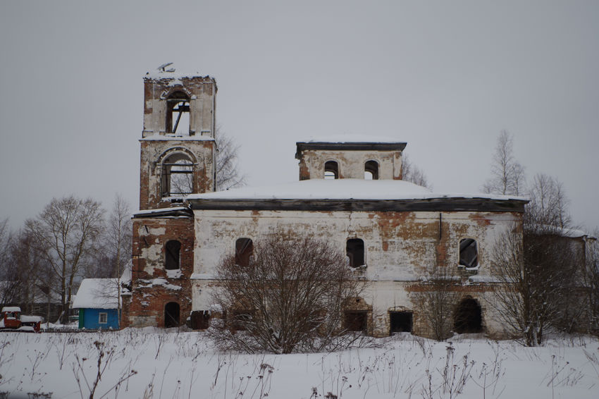 Семёновская (Троица). Церковь Рождества Христова. общий вид в ландшафте