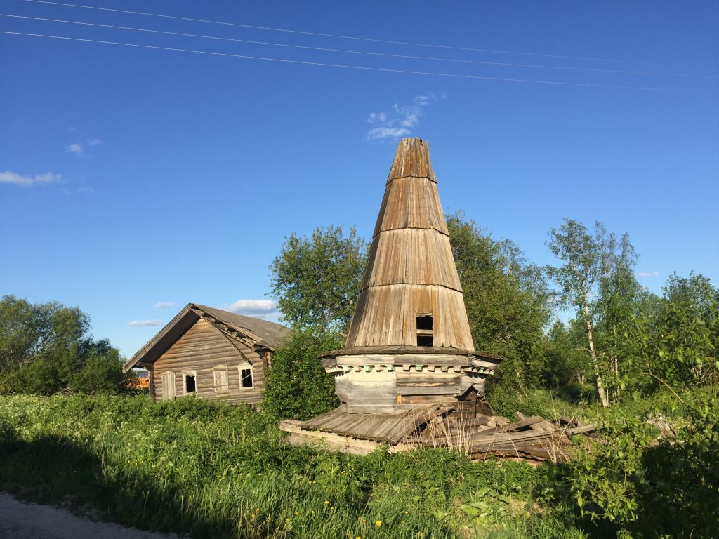 Савинская (Акуловская). Часовня Воздвижения Креста Господня. фасады