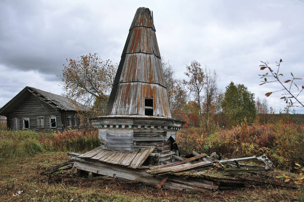 Часовня Воздвижения Креста Господня, Савинская (Акуловская, Зимницы) (Каргопольский район, Архангельская область). фасады, Часовня в Зимницах