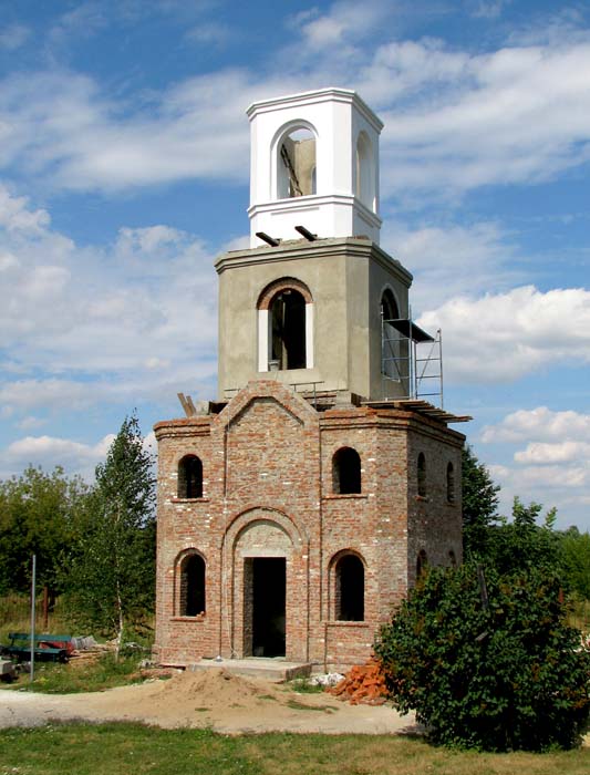 Церковь Покрова Пресвятой Богородицы, Полтава (Полтавский район, Украина, Полтавская область). дополнительная информация, Строящаяся колокольня