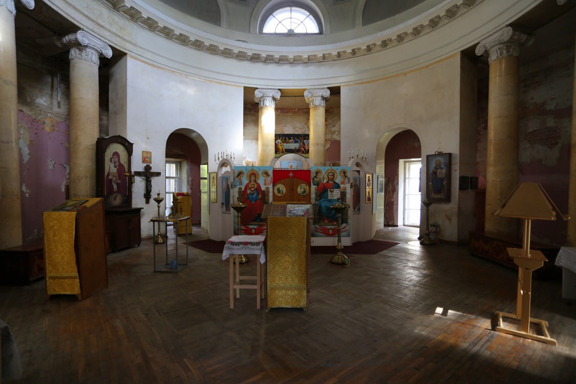 Церковь Димитрия Ростовского, Суханово (Ленинский городской округ, Московская область). интерьер и убранство
