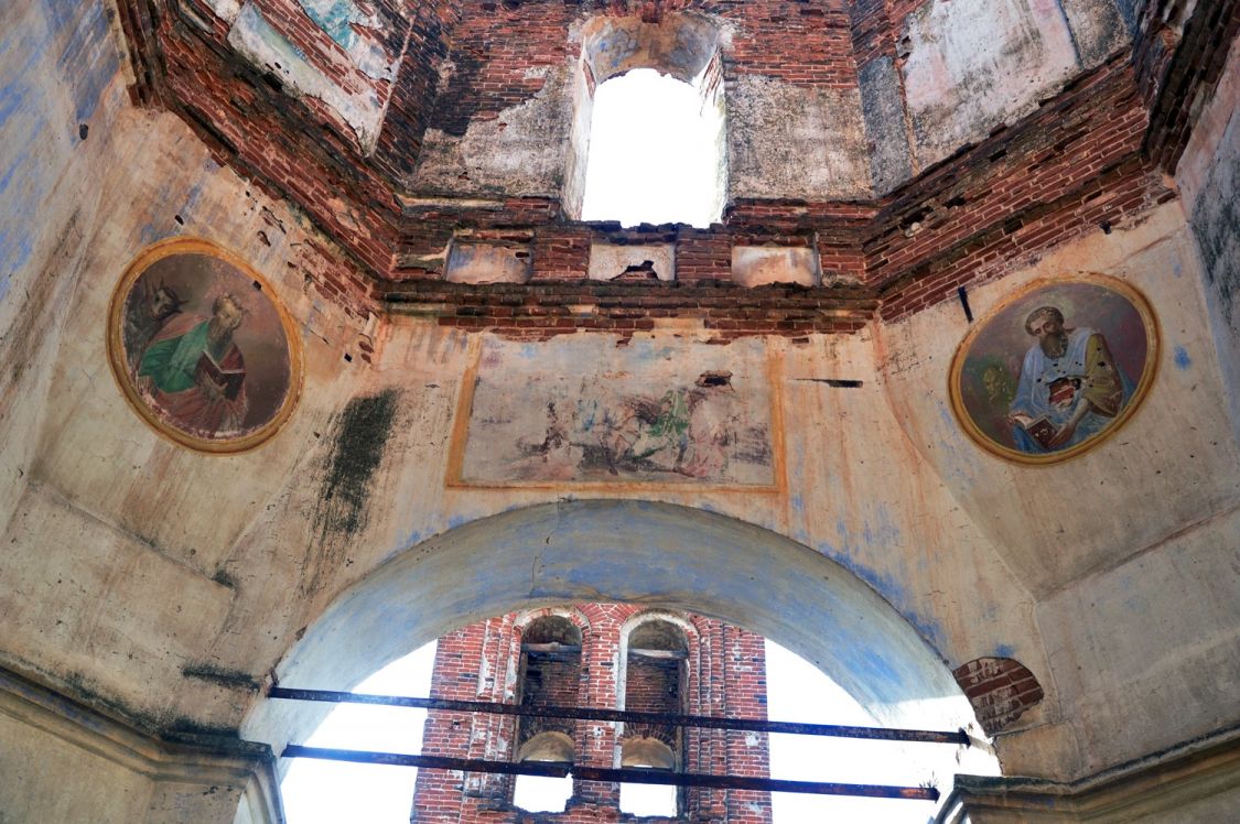 Церковь Иоанна Богослова, Крутчик (Усманский район, Липецкая область). графика, Сохранившиеся фрески и графика на стенах