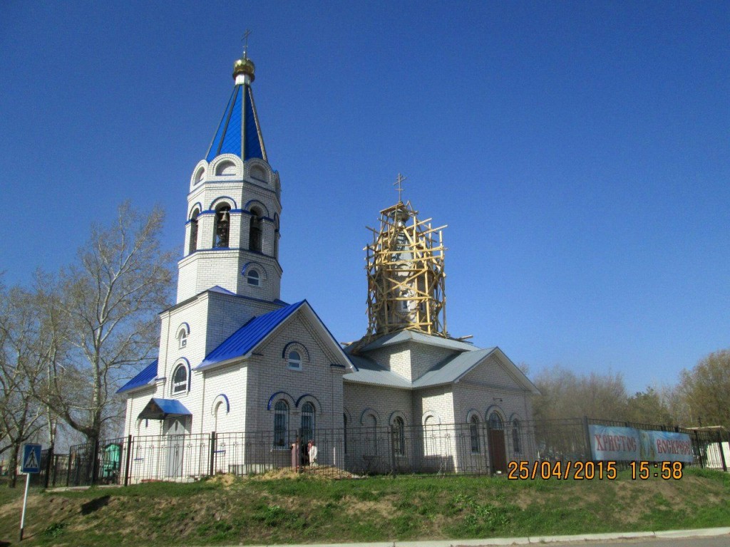 Каменно-Верховка. Церковь Введения во храм Пресвятой Богородицы. фасады