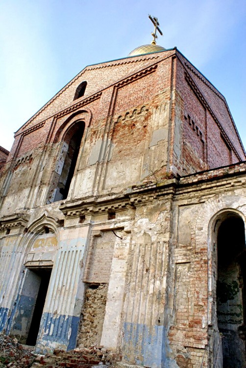 Пролетарск. Церковь Флора и Лавра. фасады