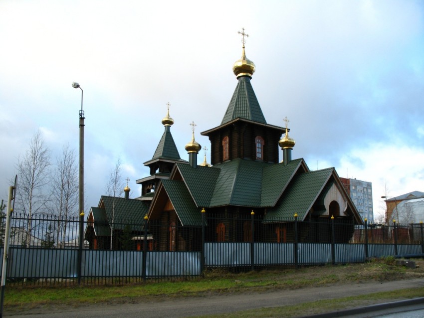 Усинск. Церковь иконы Божией Матери 