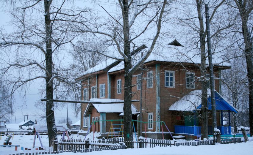 Церковь Димитрия Солунского, Читаево (Прилузский район, Республика Коми). общий вид в ландшафте