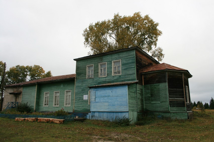 Церковь Спаса Нерукотворного Образа, Чёрныш (Прилузский район, Республика Коми). фасады, Село Черныш. Церковь Спаса Нерукотворного Образа