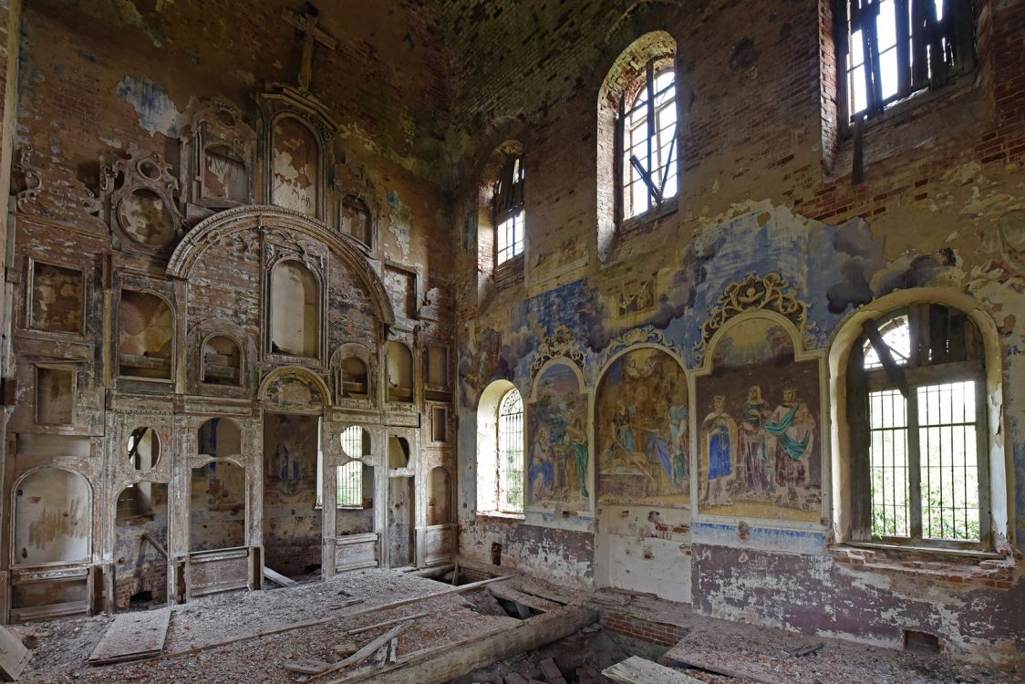 Церковь Богоявления Господня, Горки (Погост Жукопа) (Андреапольский район, Тверская область). интерьер и убранство, Юго-восточная сторона основного объема