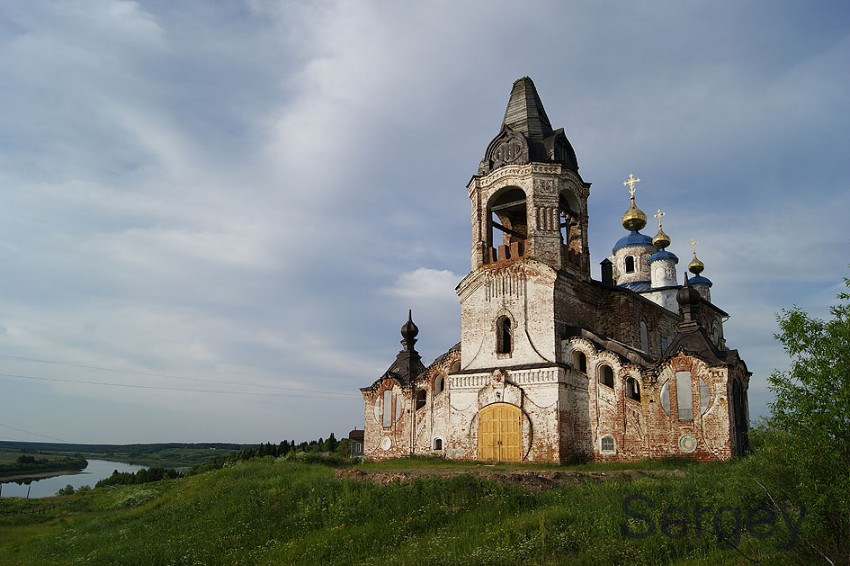 Онежье. Церковь Рождества Пресвятой Богородицы. фасады