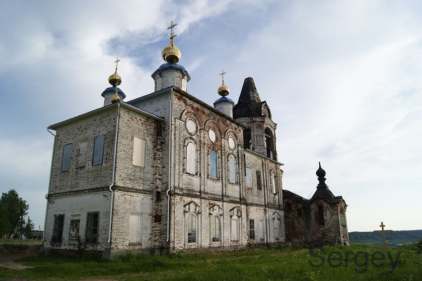 Церковь Рождества Пресвятой Богородицы, Онежье (Княжпогостский район, Республика Коми). фасады