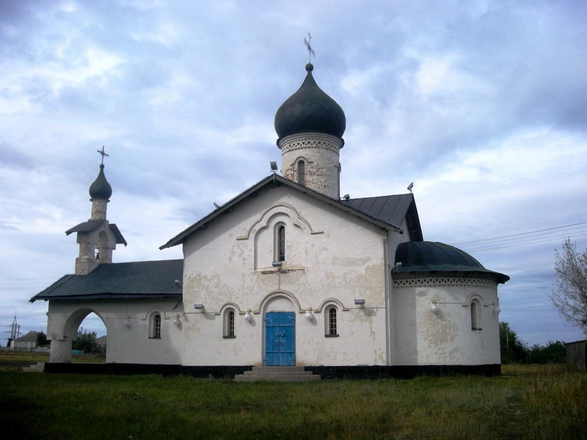 Церковь Митрофана Воронежского, Малакеево (Вейделевский район, Белгородская область). общий вид в ландшафте