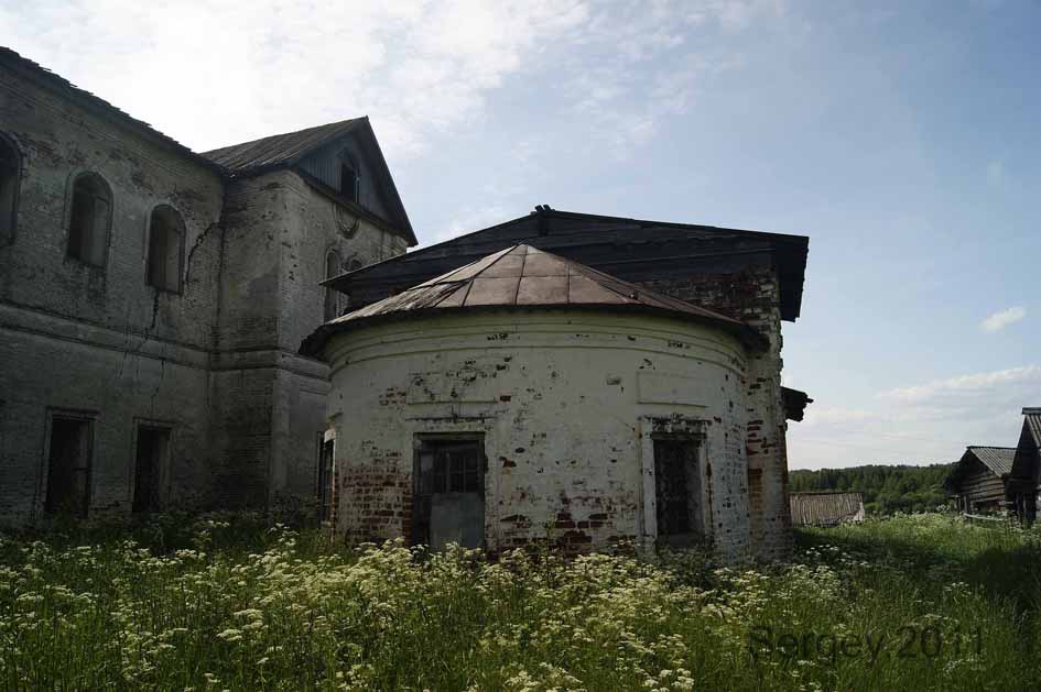 Церковь Николая Чудотворца (новая), Весляна (Княжпогостский район, Республика Коми). фасады