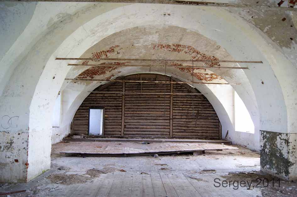 Церковь Николая Чудотворца (новая), Весляна (Княжпогостский район, Республика Коми). интерьер и убранство