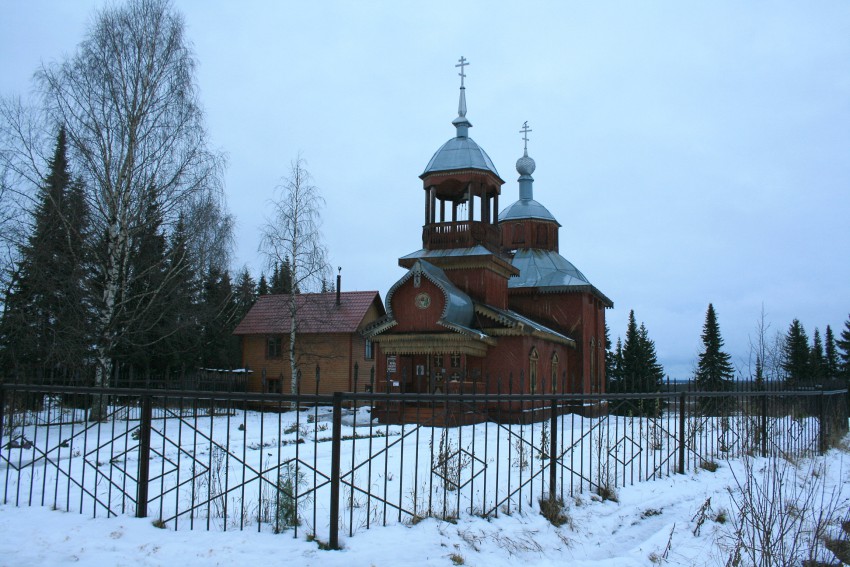 Троицко-Печорск. Церковь Троицы Живоначальной. фасады