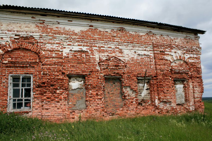 Церковь Успения Пресвятой Богородицы, Помоздино (Усть-Куломский район, Республика Коми). фасады