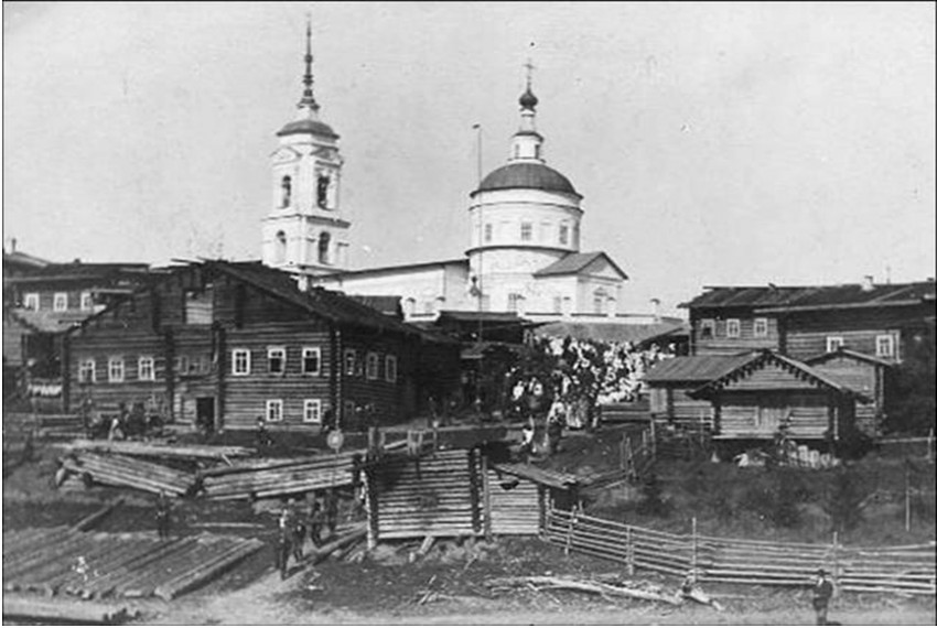 Церковь Успения Пресвятой Богородицы, Помоздино (Усть-Куломский район, Республика Коми). архивная фотография, фото с сайта  http://xn--80ahifkikdbgb5ac3hwe.xn--p1ai/sections/gallery/gallery%20Presentations.html