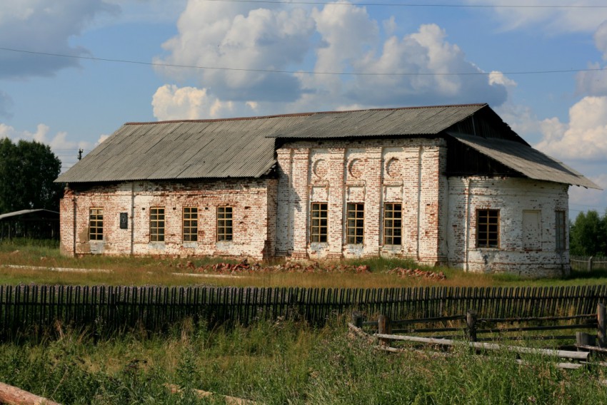 Церковь Иоанна Предтечи, Керчомъя (Усть-Куломский район, Республика Коми). общий вид в ландшафте
