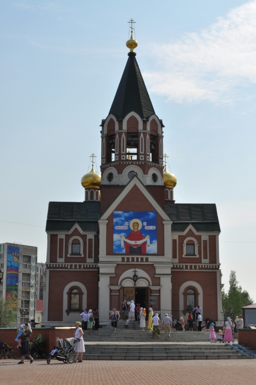 Мегион. Церковь Покрова Пресвятой Богородицы. фасады