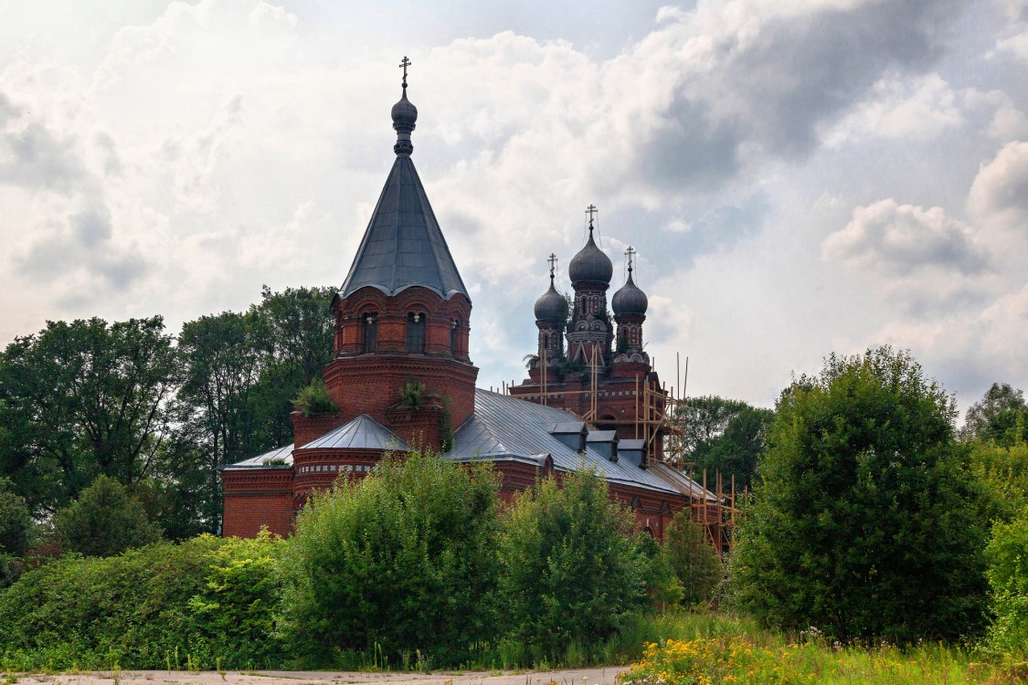 Церковь Покрова Пресвятой Богородицы, Дуброво (Тёмкинский район, Смоленская область). фасады