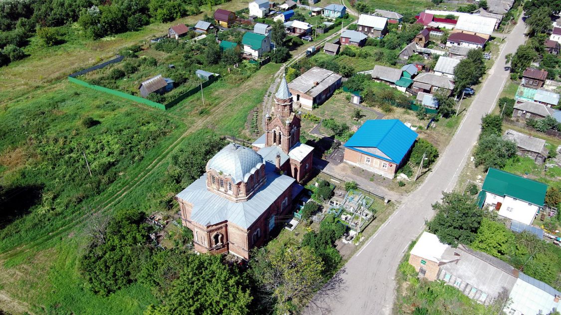 Церковь Успения Пресвятой Богородицы, Ловецкие Борки (Луховицкий городской округ, Московская область). общий вид в ландшафте
