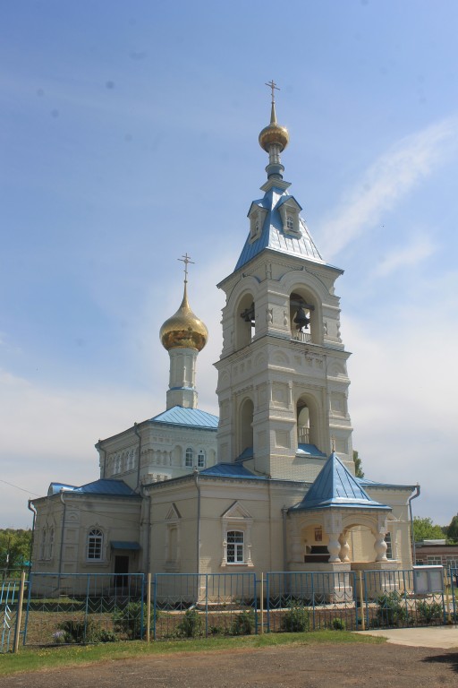 Нынек. Церковь Введения во храм Пресвятой Богородицы. фасады