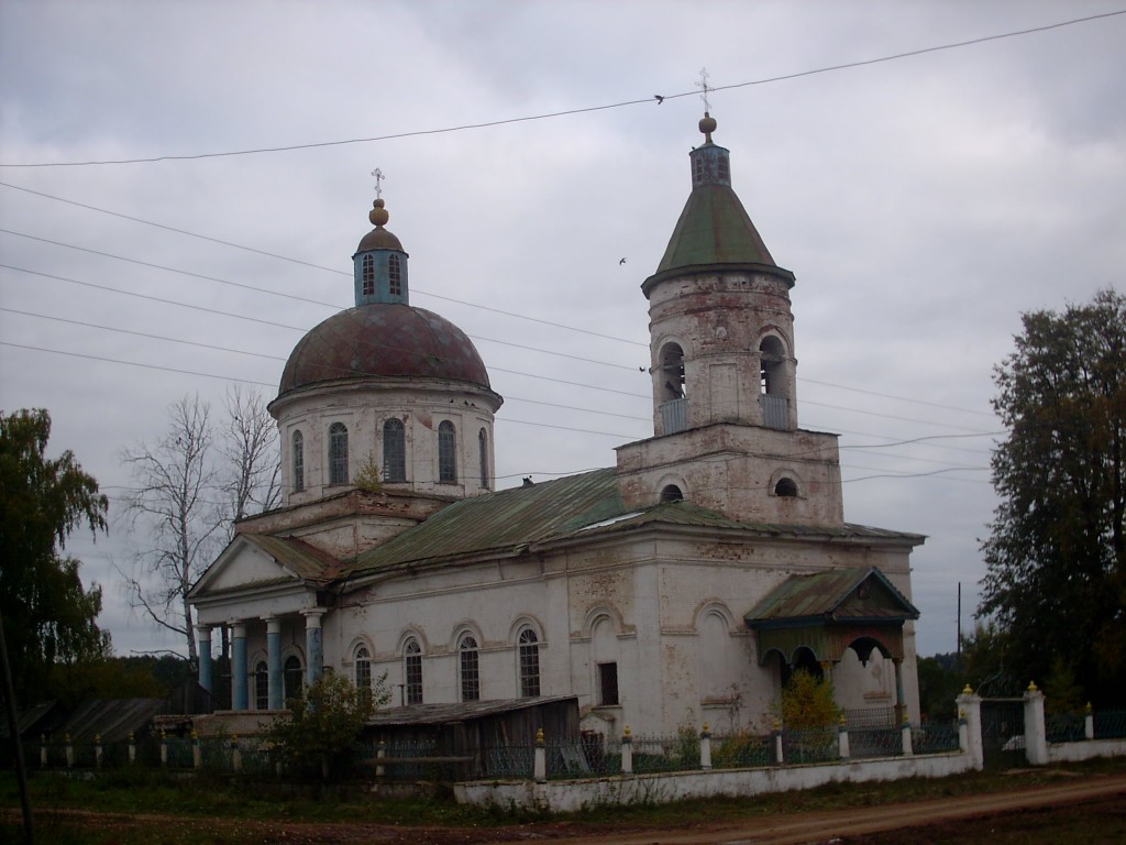 Тыловыл-Пельга. Церковь Петра и Павла. фасады