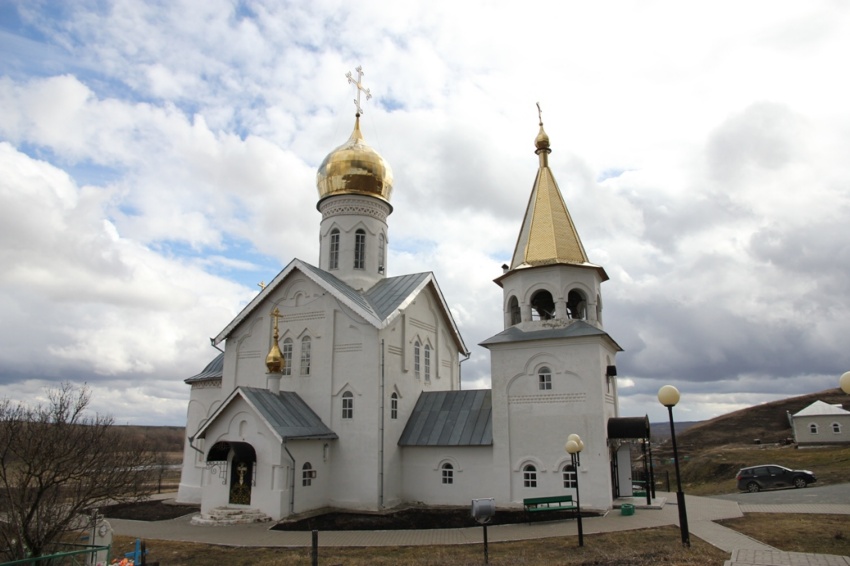 Троицкий Холковский монастырь. Церковь Донской иконы Божией Матери, Холки (Чернянский район, Белгородская область). фасады