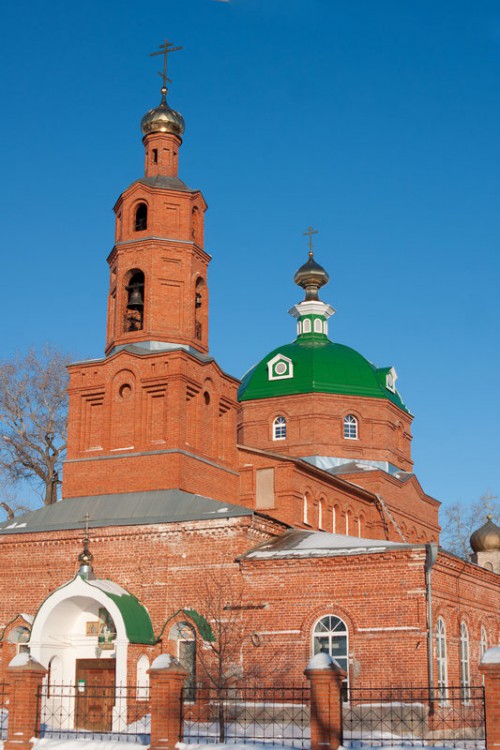 Церковь Троицы Живоначальной, Алнаши (Алнашский район, Республика Удмуртия). фасады