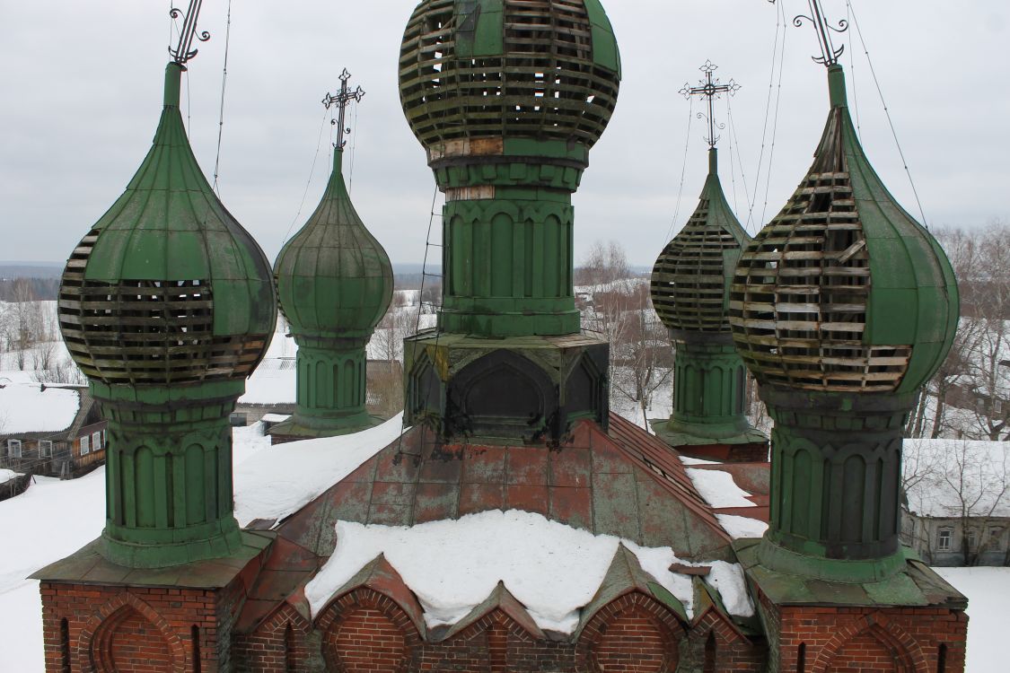 Церковь Покрова Пресвятой Богородицы, Тортым (Кезский район, Республика Удмуртия). архитектурные детали