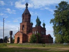 Тортым. Церковь Покрова Пресвятой Богородицы