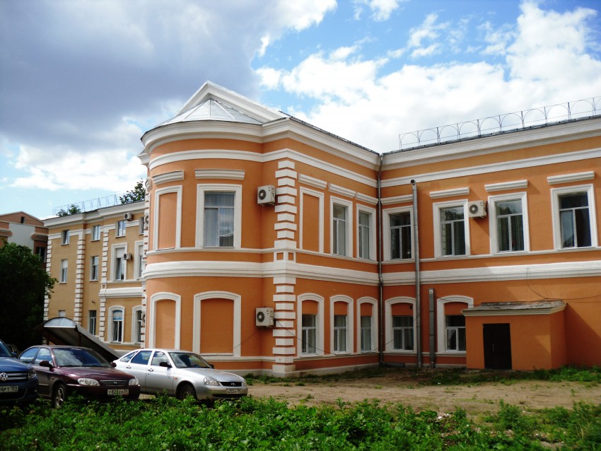 Домовая церковь Благовещения Пресвятой Богородицы при бывшем пансионе мужской гимназии, Пермь (Пермь, город, Пермский край). фасады, вид с обратной стороны здания