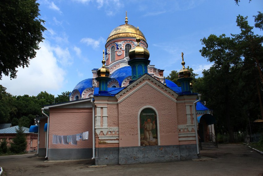 Ульяновск. Церковь Воскресения Христова на Старом кладбище. фасады, Вид с юга