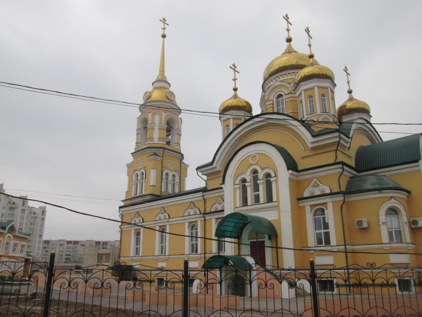 Липецк. Церковь Всех Святых, в земле Российской просиявших. фасады