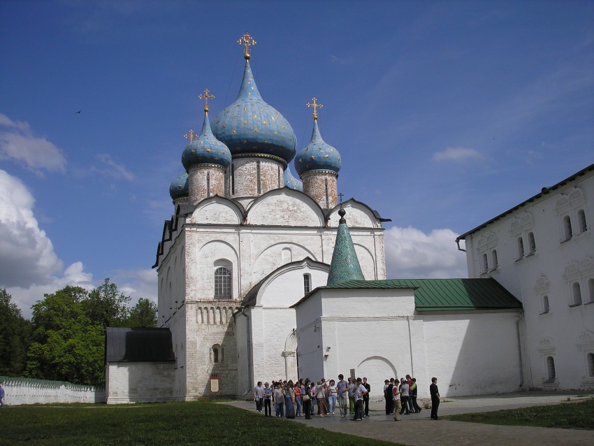 Суздаль. Кремль. фасады