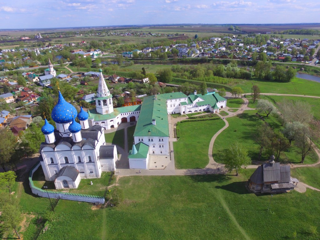 Суздаль. Кремль. общий вид в ландшафте, Вид с севера, фото с квадрокоптера
