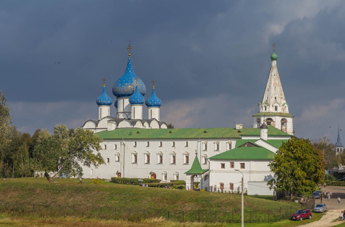 Кремль, Суздаль (Суздальский район, Владимирская область). фасады, Вид с запада, от музея деревянного зодчества