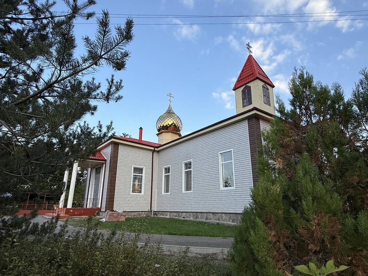 Церковь Михаила Архангела, Курджипская (Майкопский район, Республика Адыгея). фасады, Вид с северо-запада